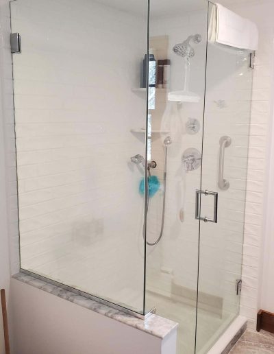 wrap around glass shower doors